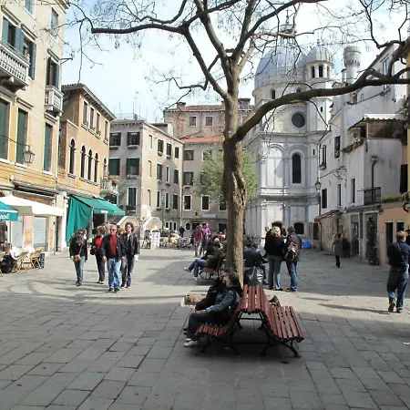 Wendy Luxury * Venetië